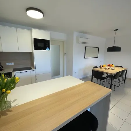 Premium Levant Marina Apartments With Sea View By Locap Group Portoroz Exterior foto