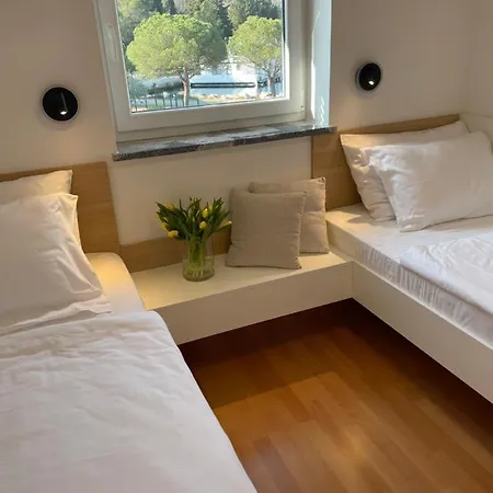 Premium Levant Marina Apartments With Sea View By Locap Group Portoroz Exterior foto